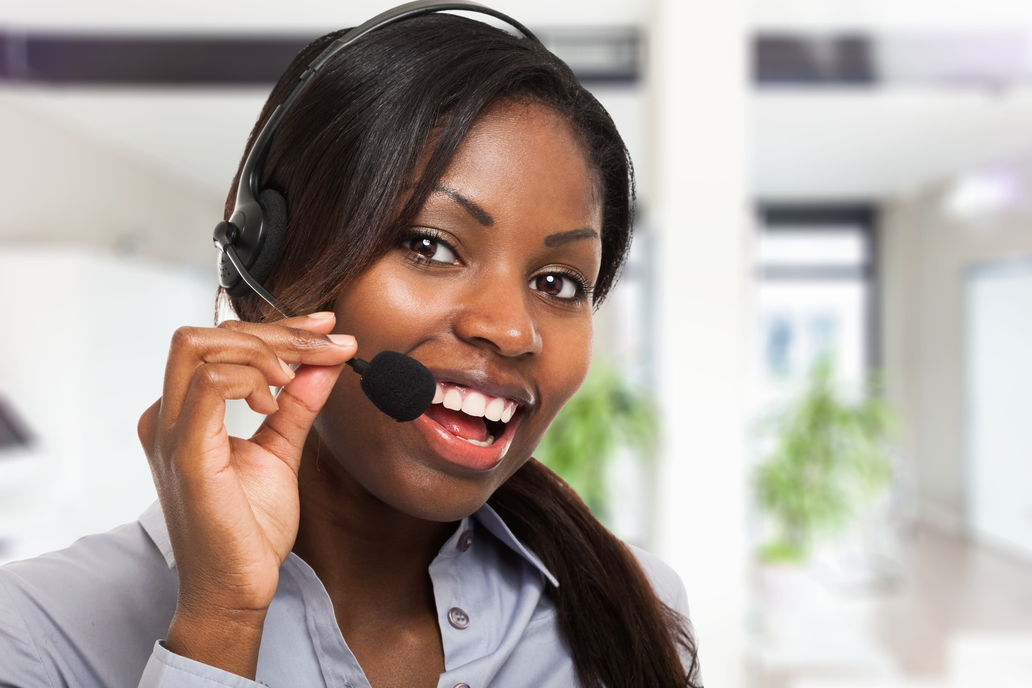 Jugaad customer support consultant assisting a merchant